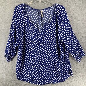 Grand & Greene Top Women's Medium Blue White‎ Polkadot V-neck 3/4 Sleeve Rayon